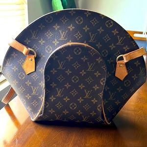 Vintage Louis Vuitton Ellipse GM Bag
